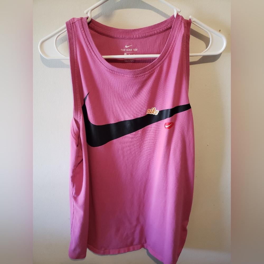 Womans Nike Size Larfe tank top